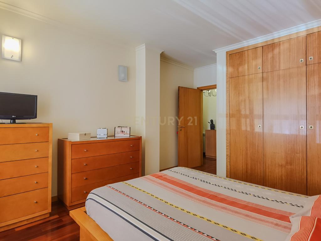 Apartamento T2 em Gondomar com Elevador e lugar de Garagem - 90m² - Image 18