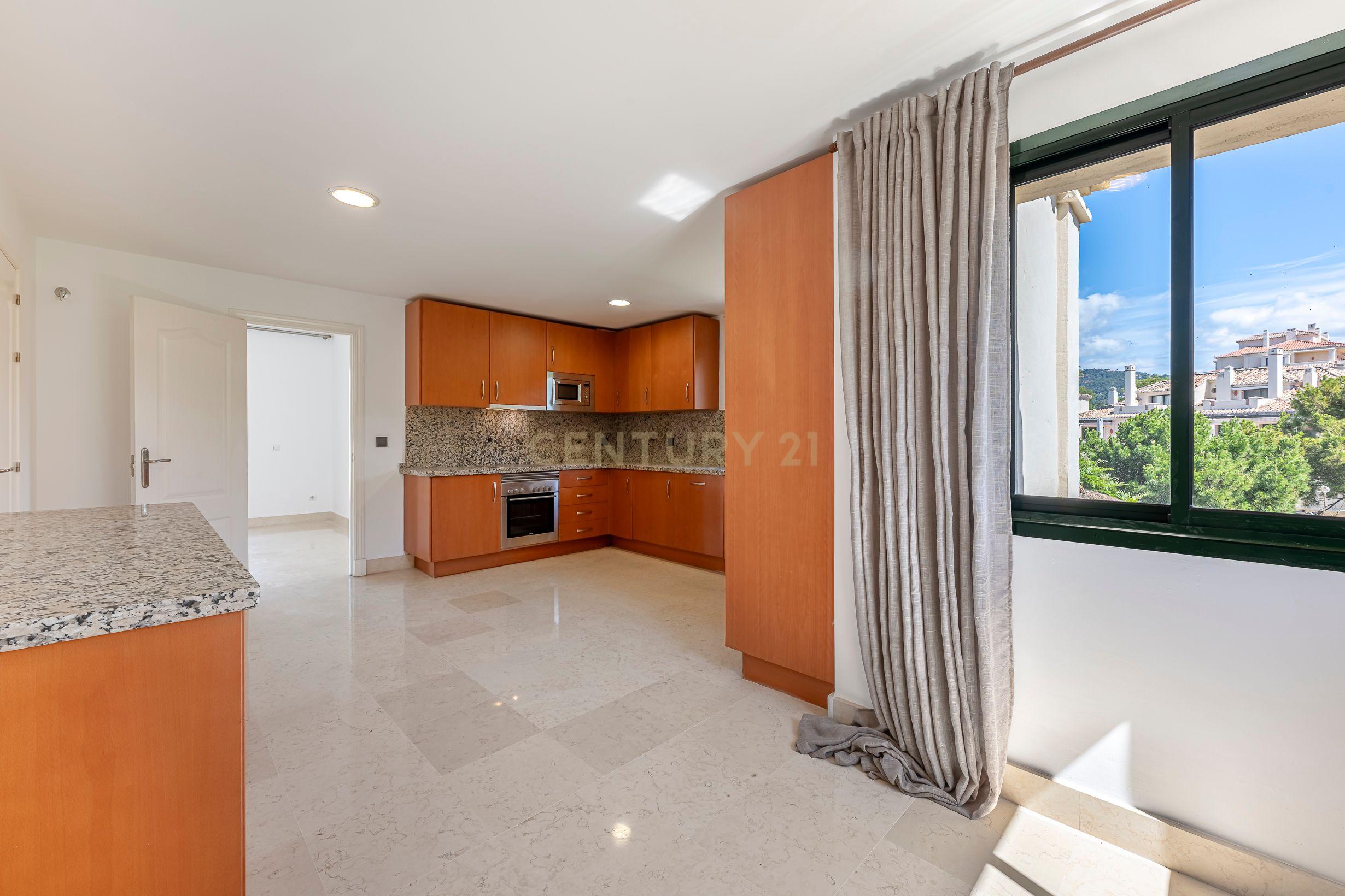 Penthouse de luxo com 4 quartos em Capanes del Golf, Benahavís - Vistas panorâmicas e serviços exclusivos - Image 16