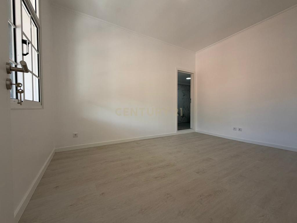 Moradia T1 - São Pedro - Funchal - Image 13