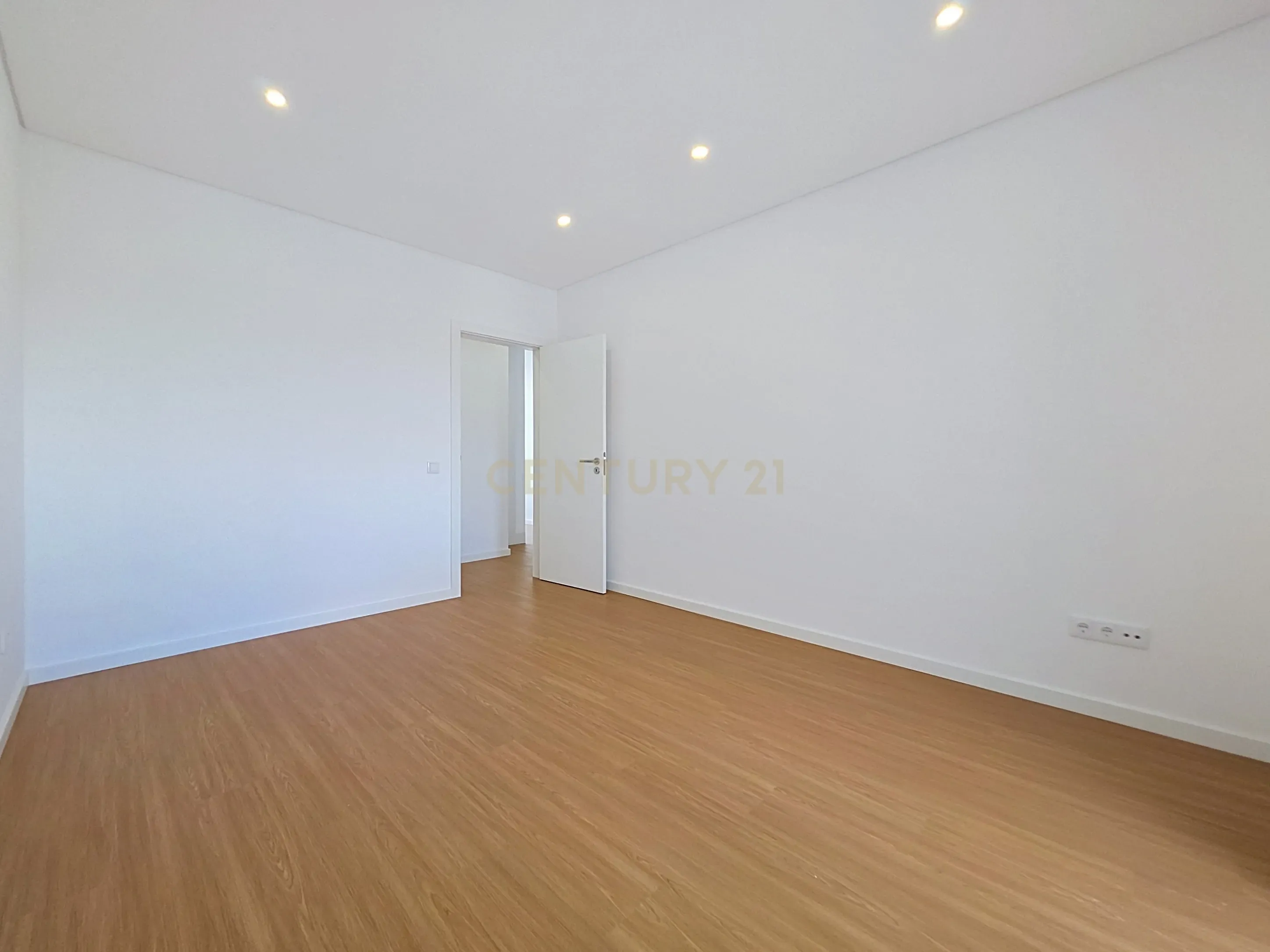 Fotografia 9 de Apartamento T3, Renovado em Santo António dos Olivais, Coimbra