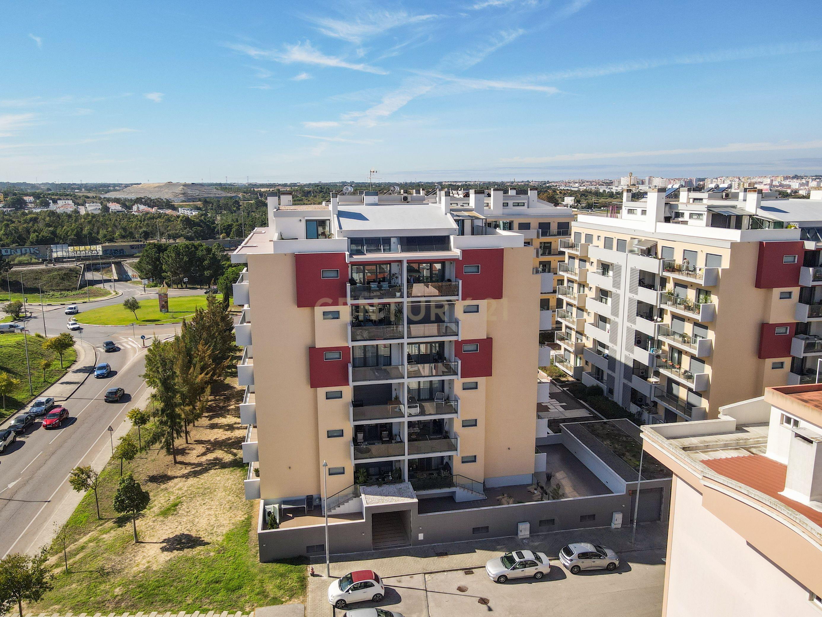 Apartamento Premium T3 Terraços d'Amora - Image 22