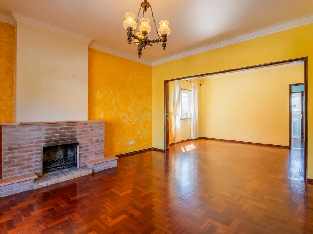 Moradia T4 com jardim no Bairro do Rosário, Cascais - Image 18