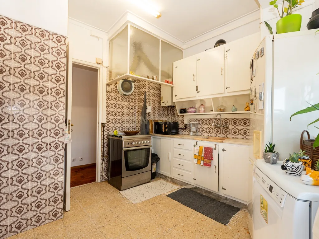 Apartamento T2 na Povoa de Santo Adrião com Excelente Localização e Conforto - Image 8