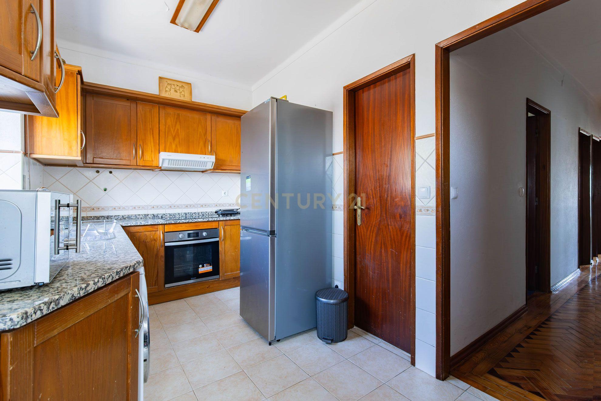 Fotografia 4 de Apartamento T3 com Terraço e Vista Serra em Mira de Aire