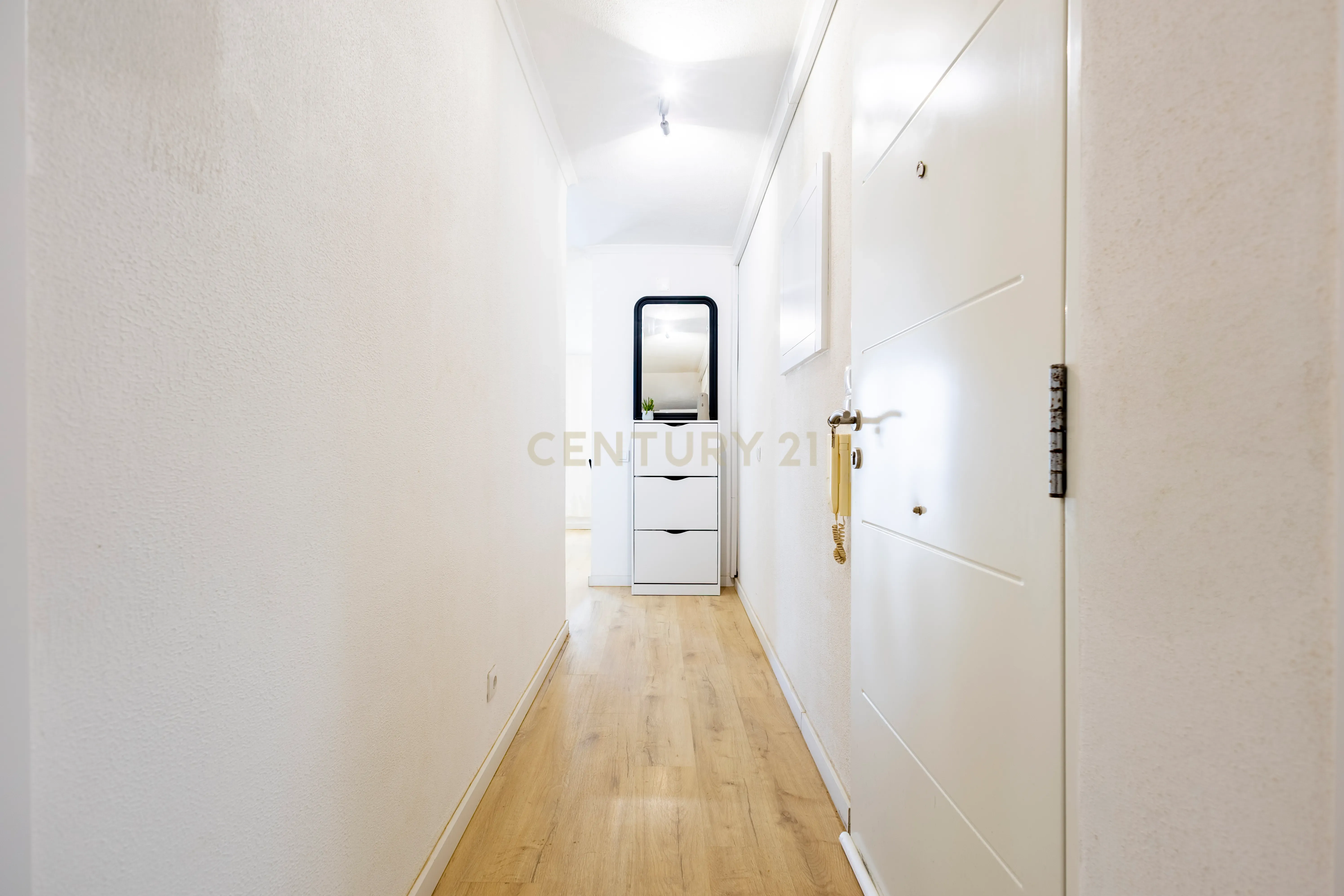 T1 renovado a dois passos do Técnico e da Fonte Luminosa — ideal para viver ou investir - Image 22