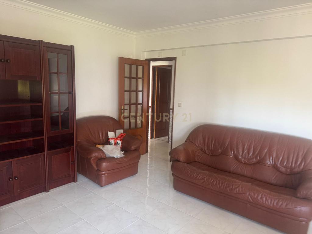 Apartamento T2 na Rinchoa  - Image 1
