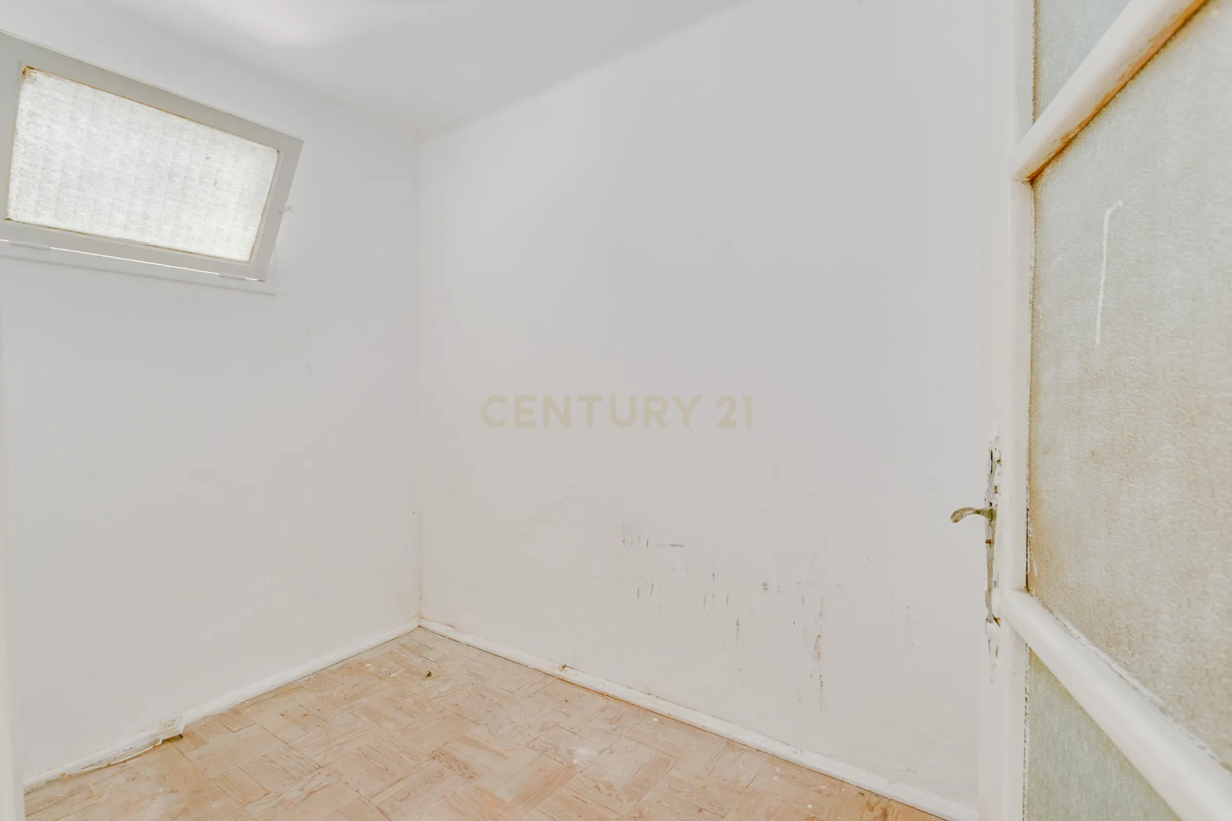 Apartamento no Coração do Príncipe Real – Lisboa - Image 16