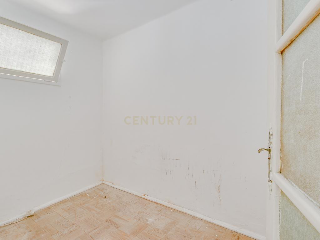 Apartamento no Coração do Príncipe Real – Lisboa - Image 16