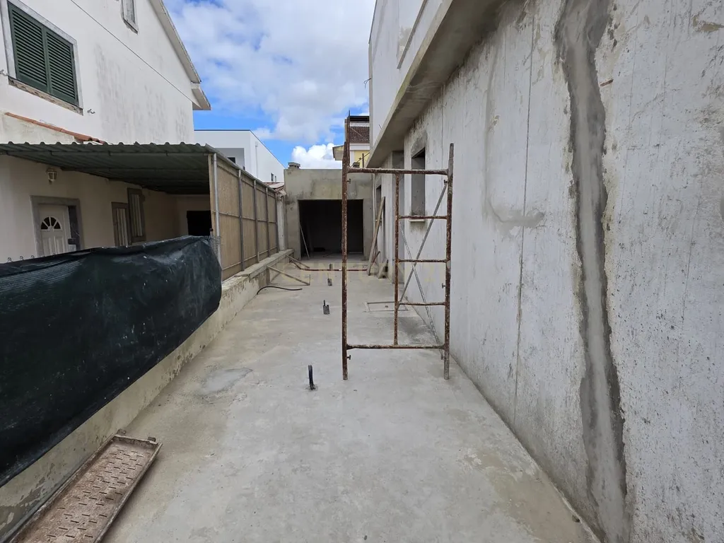 Moradia T4 em Pinhal General - Fase Final de Construção - Image 14