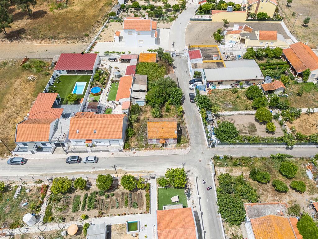 Moradia térrea para recuperação total - Pinhal Novo - Image 11