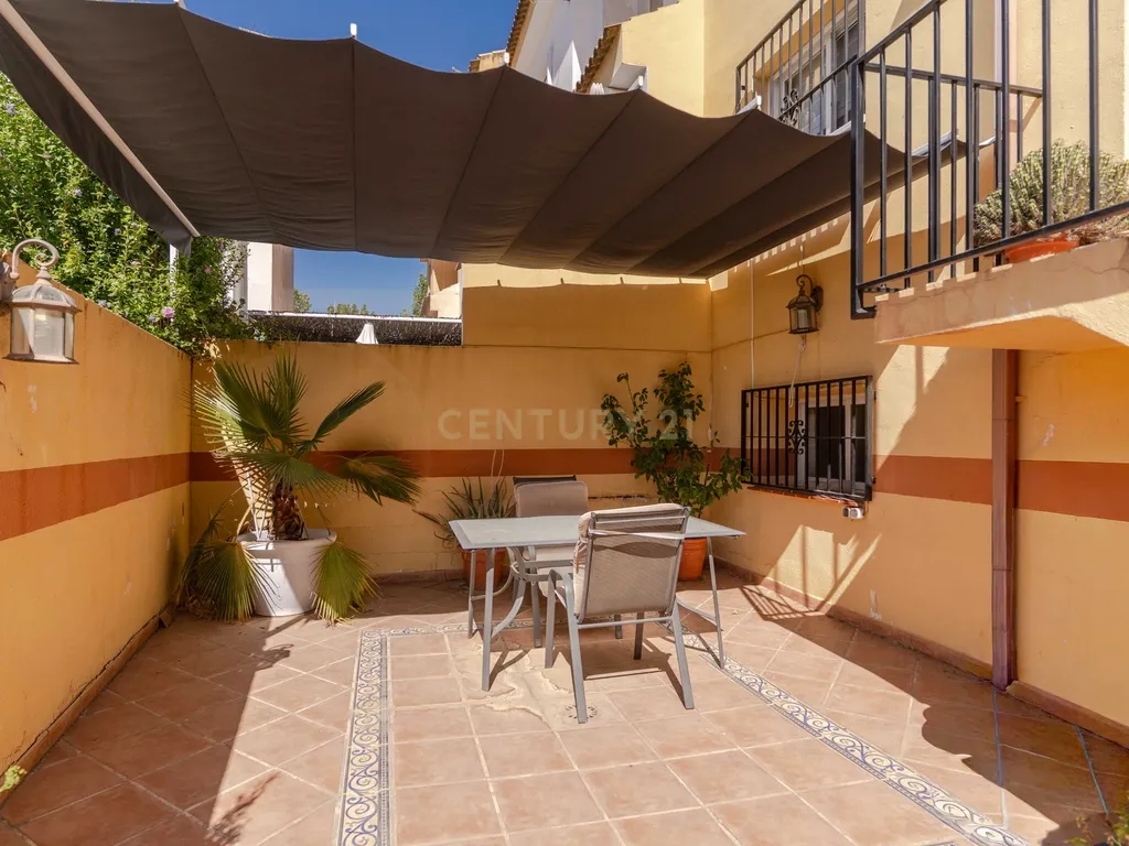 Casa em Cúllar Vega, Granada - Oportunidade Quase Nova - Image 19