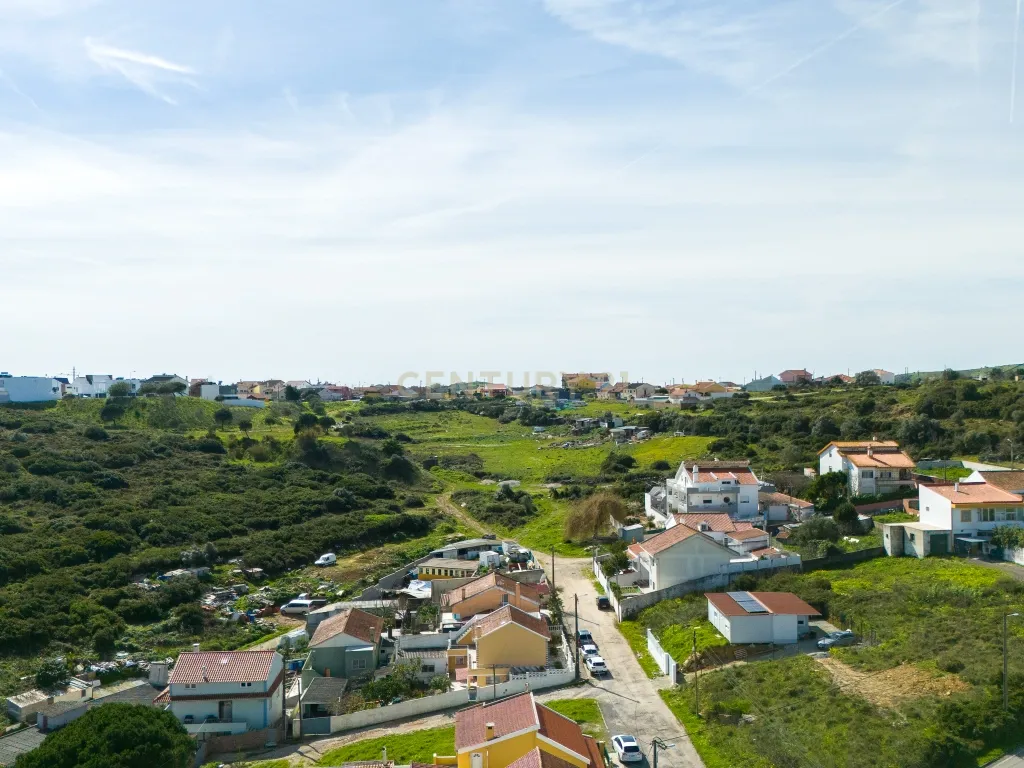 Terreno de 623m2 em vias de aprovação/conclusão em Cabra Figa, Rio de Mouro - Image 12