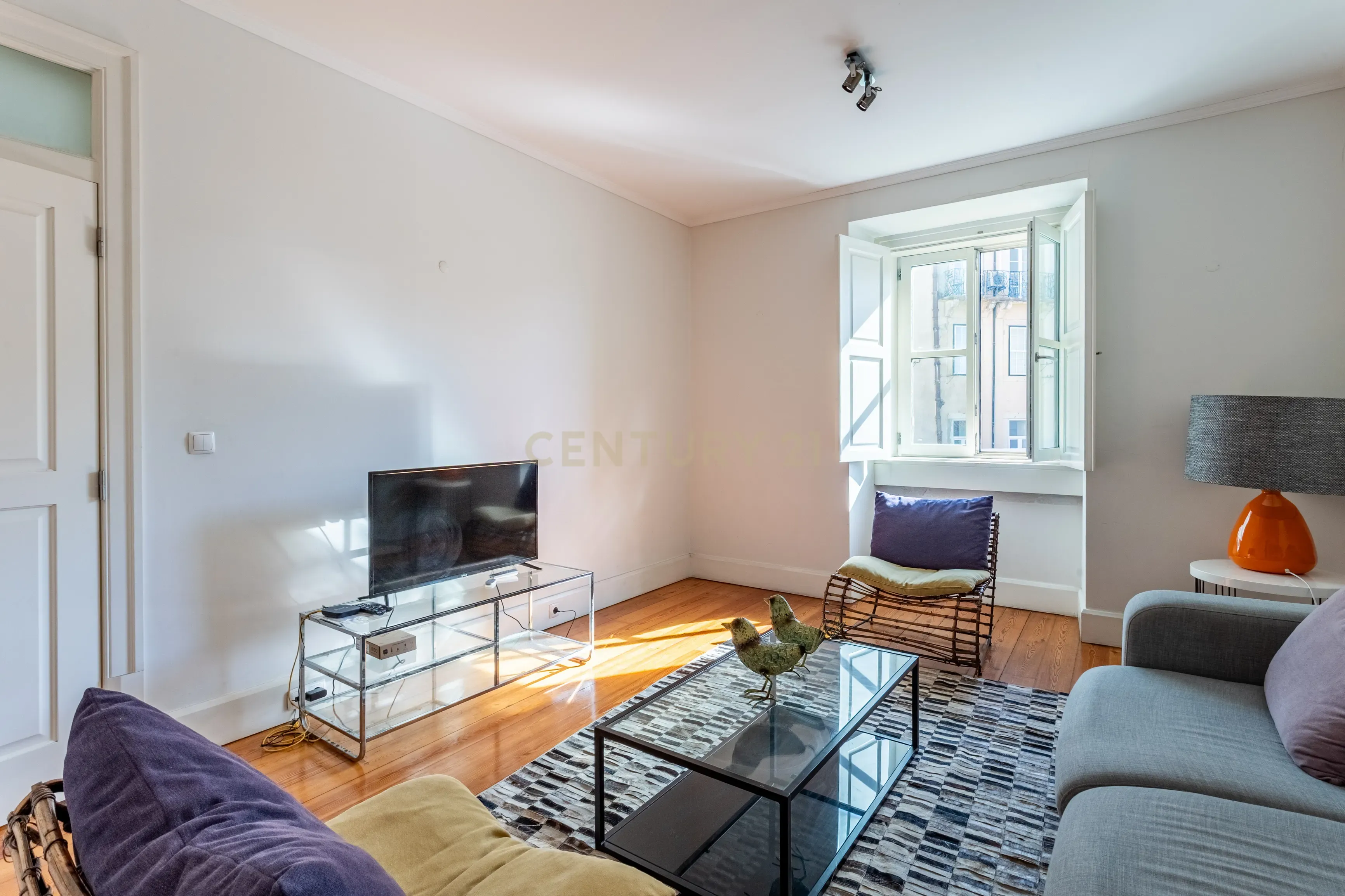Fotografia 3 de Apartamento T4 para venda com licença AL, na Baixa em Lisboa