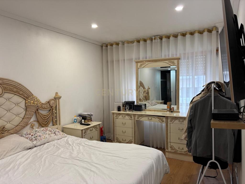 Apartamento T2 em Massamá Norte  - Image 11