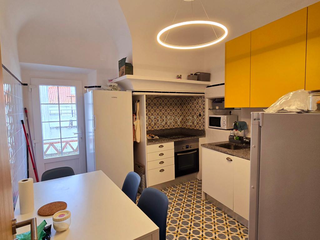 Moradia T6 Duplex no Centro Histórico de Évora – Ideal para Alojamento Local ou Arrendamento Estudantil - Image 21