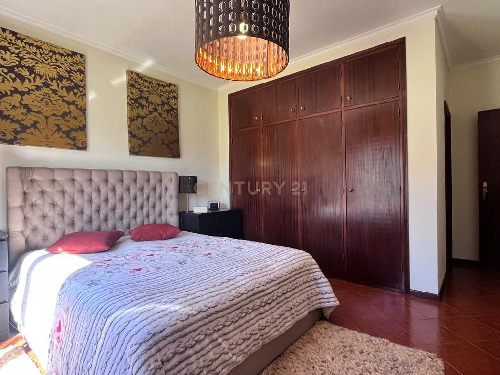 Espetacular Moradia T3 com Jardim em Viana do Castelo - Image 16