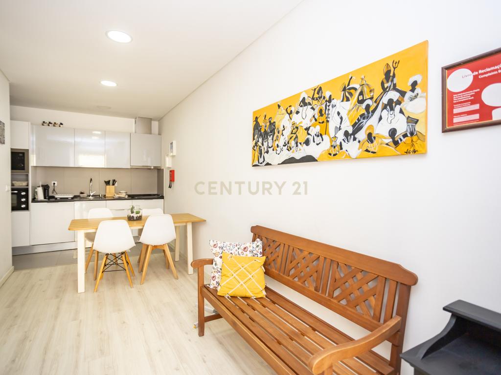Prédio de Charme Totalmente Renovado no Coração da Baixa de Setúbal – Investimento de Excelência - Image 47