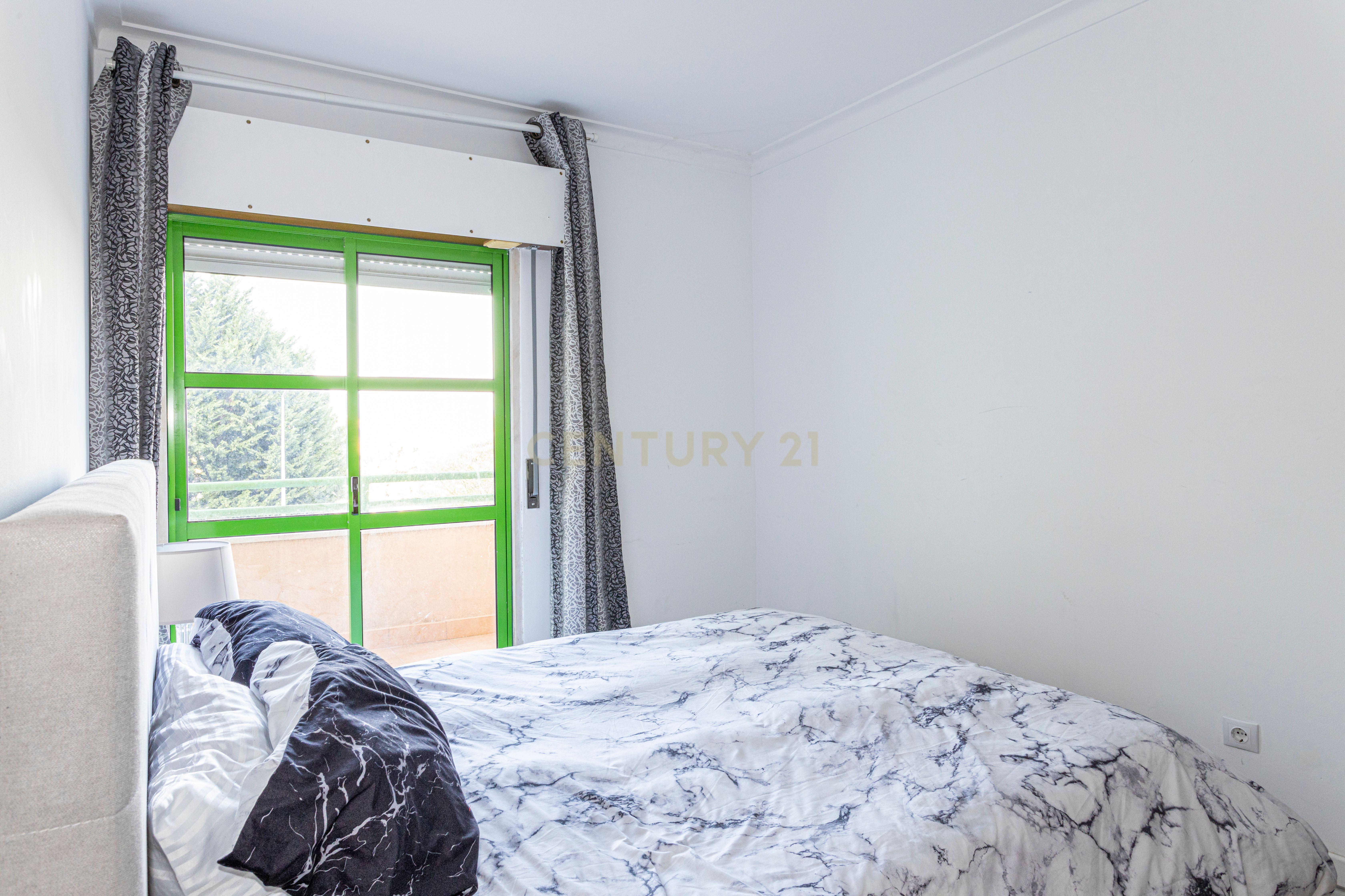 Apartamento T2+1 – Como Novo – Rinchoa, Rio de Mouro - Image 14