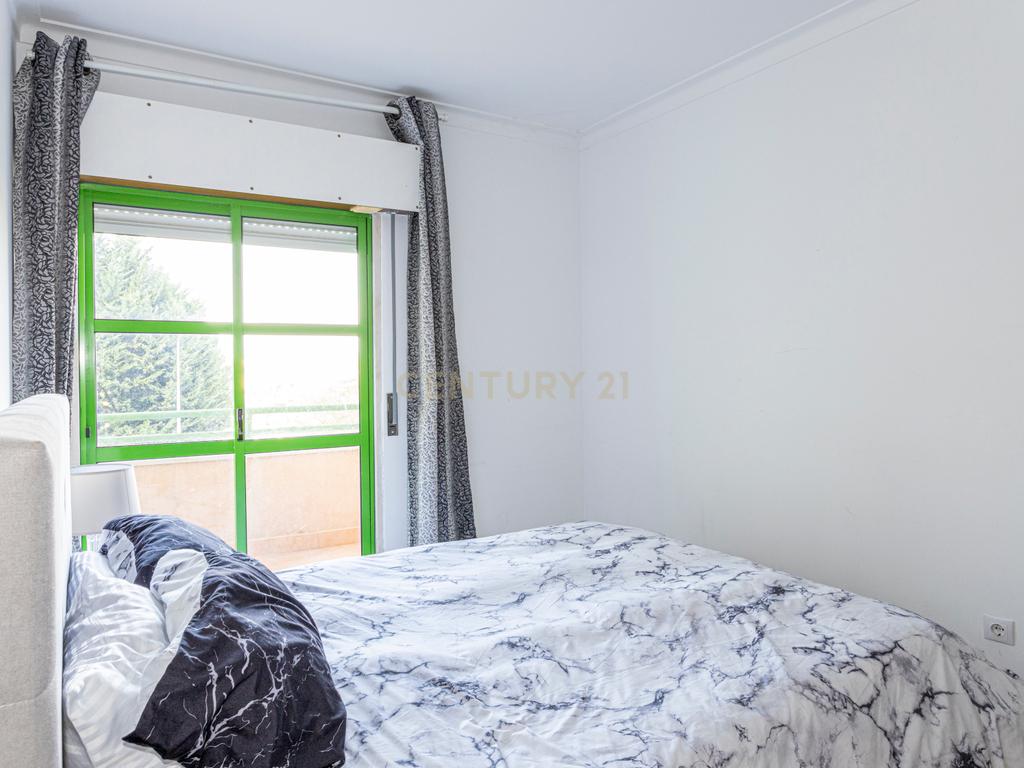 Apartamento T2+1  – Como Novo – Rinchoa, Rio de Mouro - Image 14