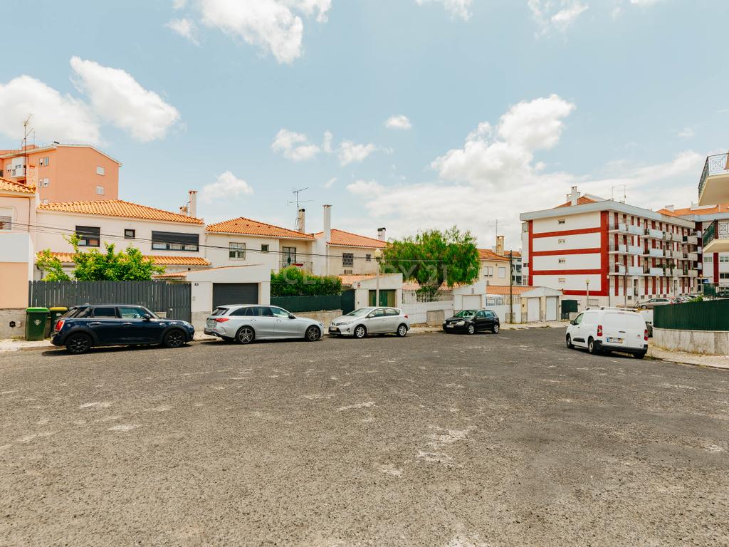 Moradia T1+1 nos Olivais Sul  - Image 33