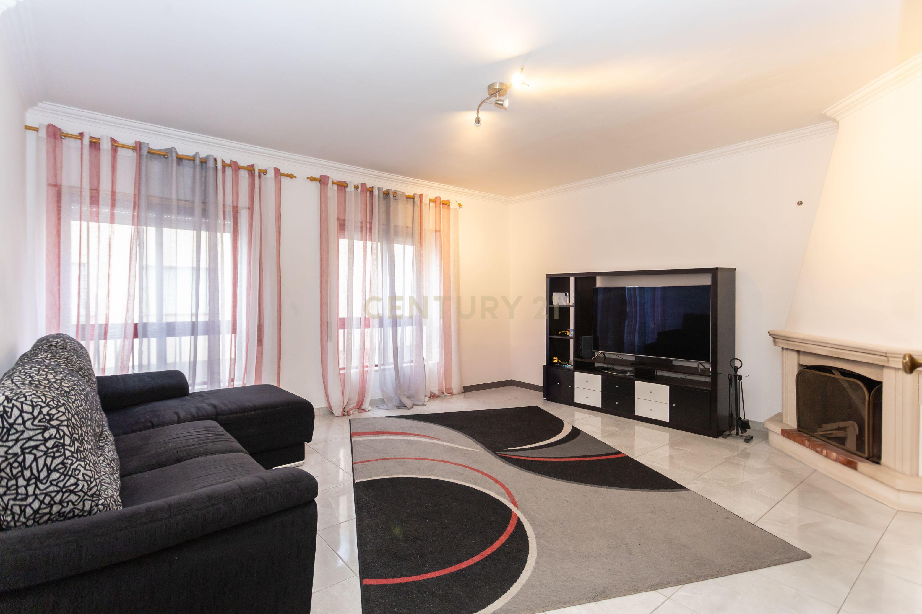Apartamento T3 em Barreiro - Image 4