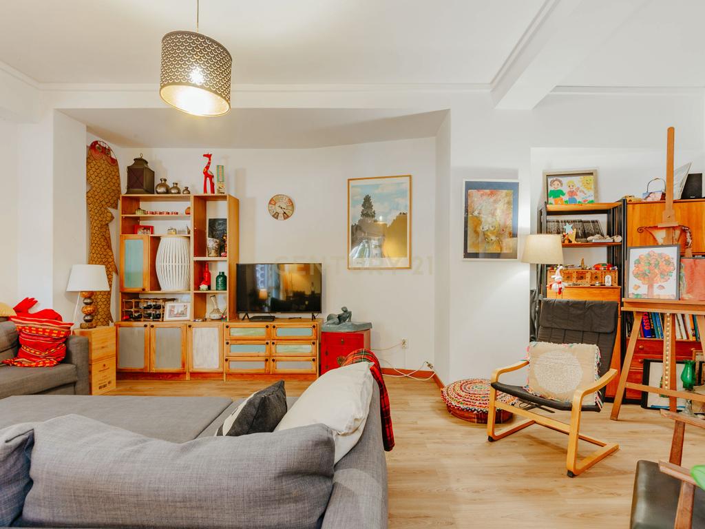 Apartamento T3 à Venda – Olivais, Rua Cidade da Beira - Image 8