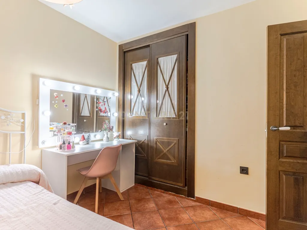 Casa Luxuosa em Albolote, Granada com Vista para as Montanhas - Image 30