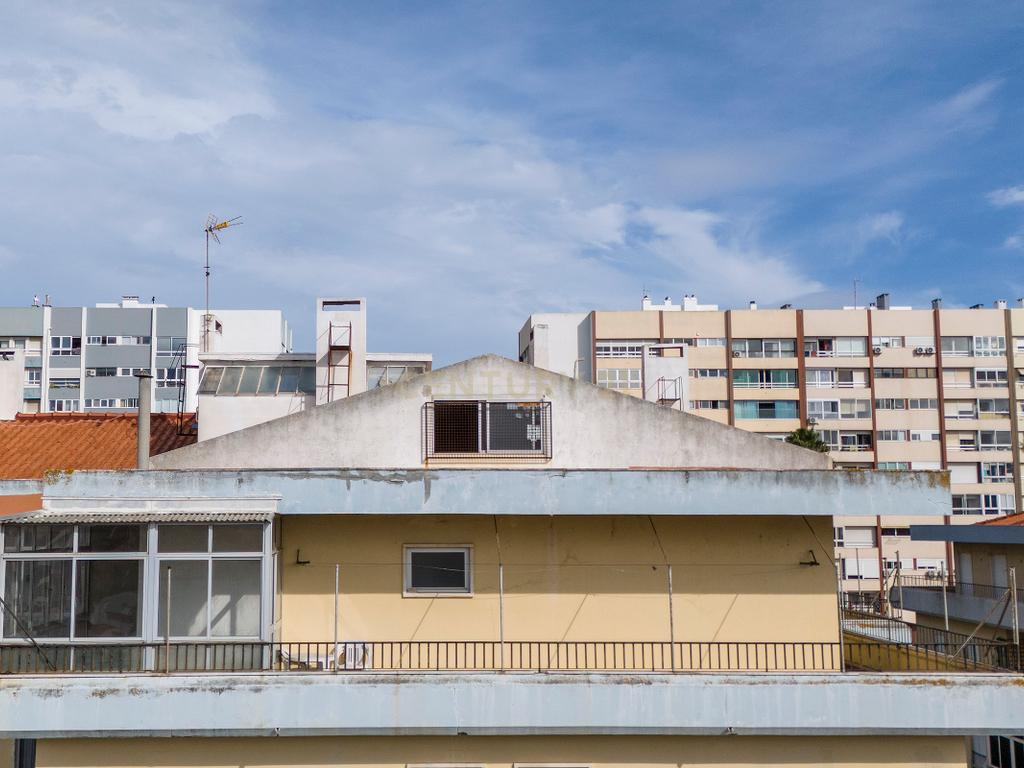 Apartamento T6 | Último Andar | 226m² | Quinta das Palmeiras, Oeiras - Image 45