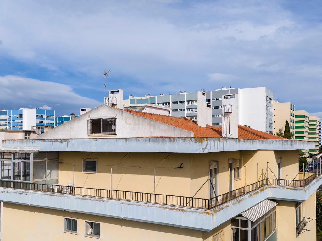 Apartamento T6 | Último Andar | 226m² | Quinta das Palmeiras, Oeiras - Image 48