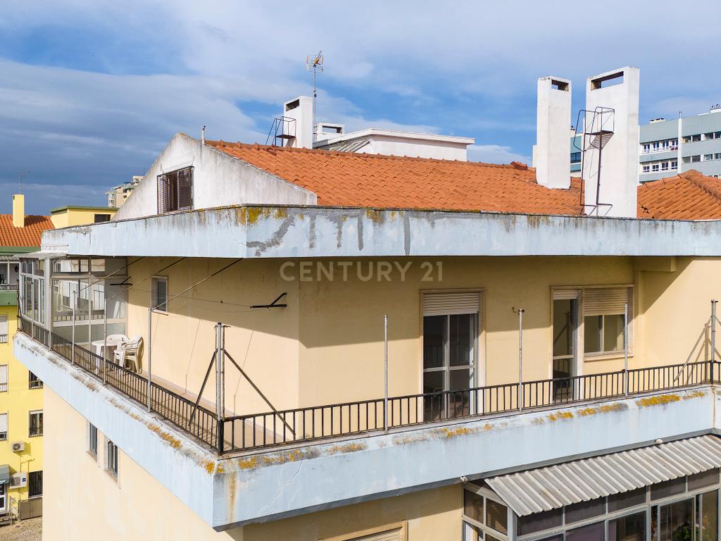 Apartamento T6 | Último Andar | 226m² | Quinta das Palmeiras, Oeiras - Image 50