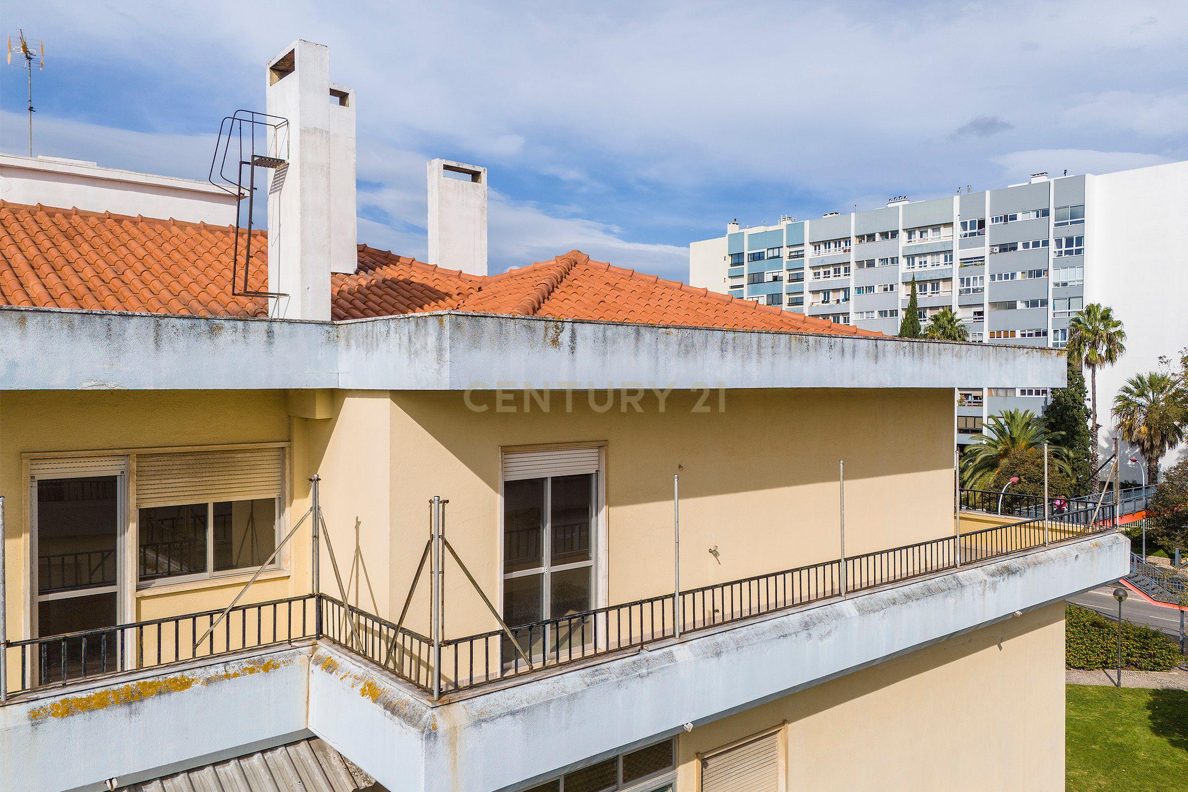Apartamento T6 | Último Andar | 226m² | Quinta das Palmeiras, Oeiras - Image 54