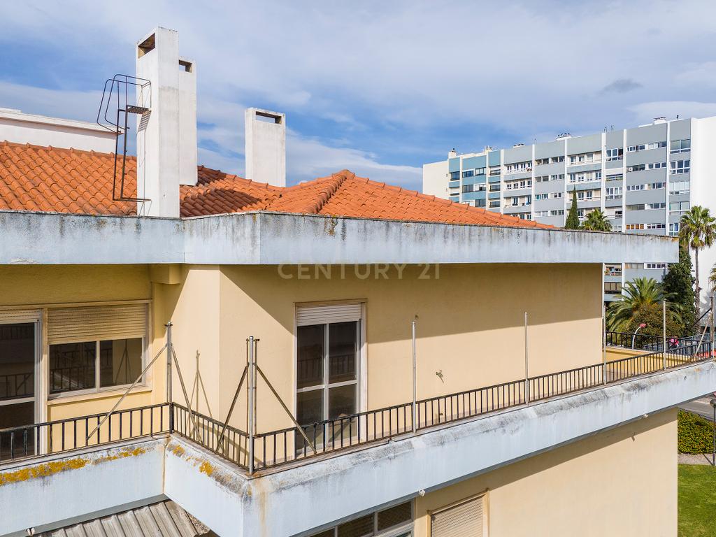 Apartamento T6 | Último Andar | 226m² | Quinta das Palmeiras, Oeiras - Image 54