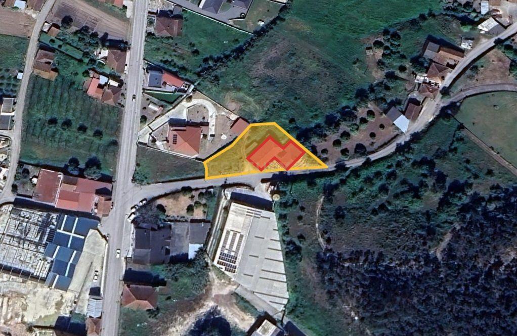 Imóvel para reconstrução em Colmeias, Leiria - Image 2