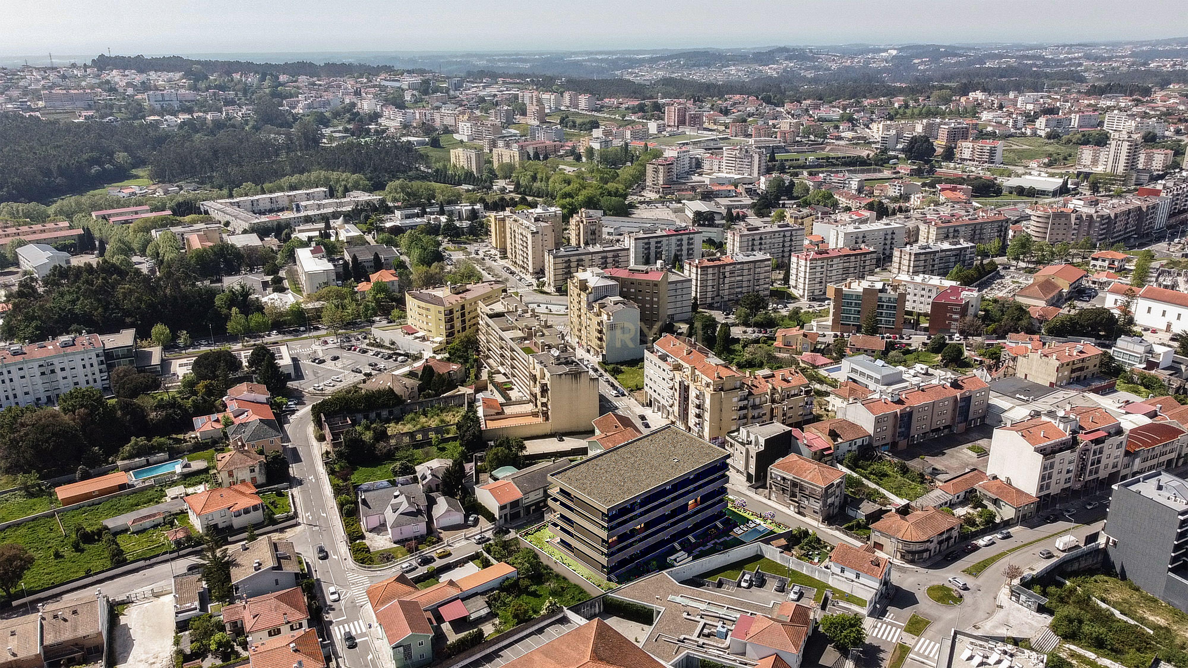 Apartamento T3 com terraço e jardim, em condomínio com piscina - Image 14