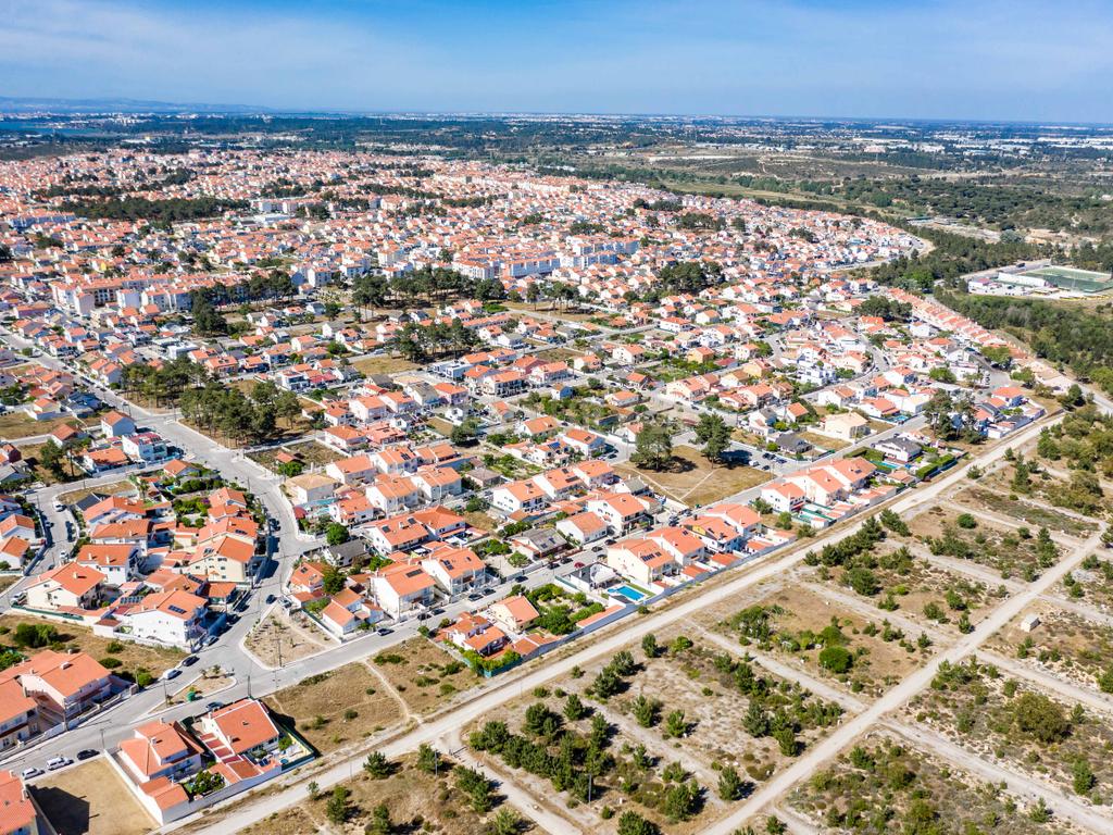 Terreno Urbano na Ribeira do Marchante, Sesimbra - Image 3