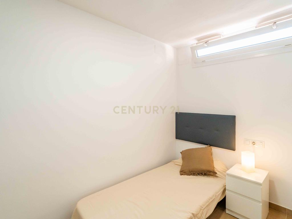 Apartamento de Luxo com Vista para a Praia emFuengirola Málaga - Image 8