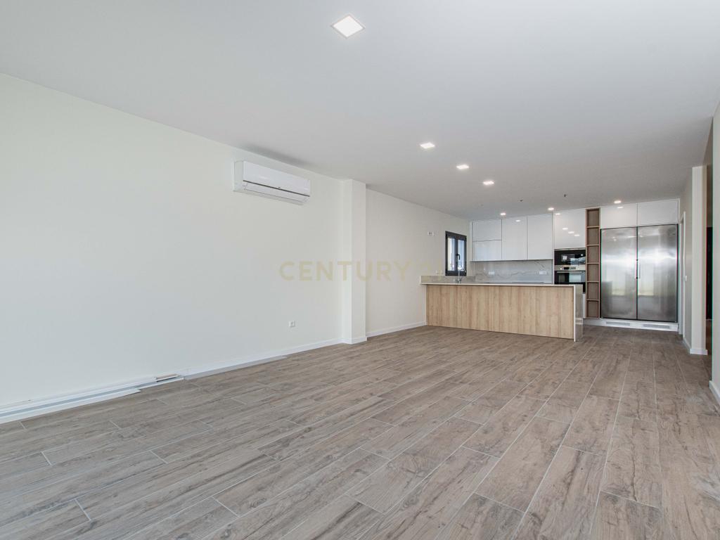Moradia Geminada nova construção T4+1 com rooftop e masterbox (Coimbra) - Image 32