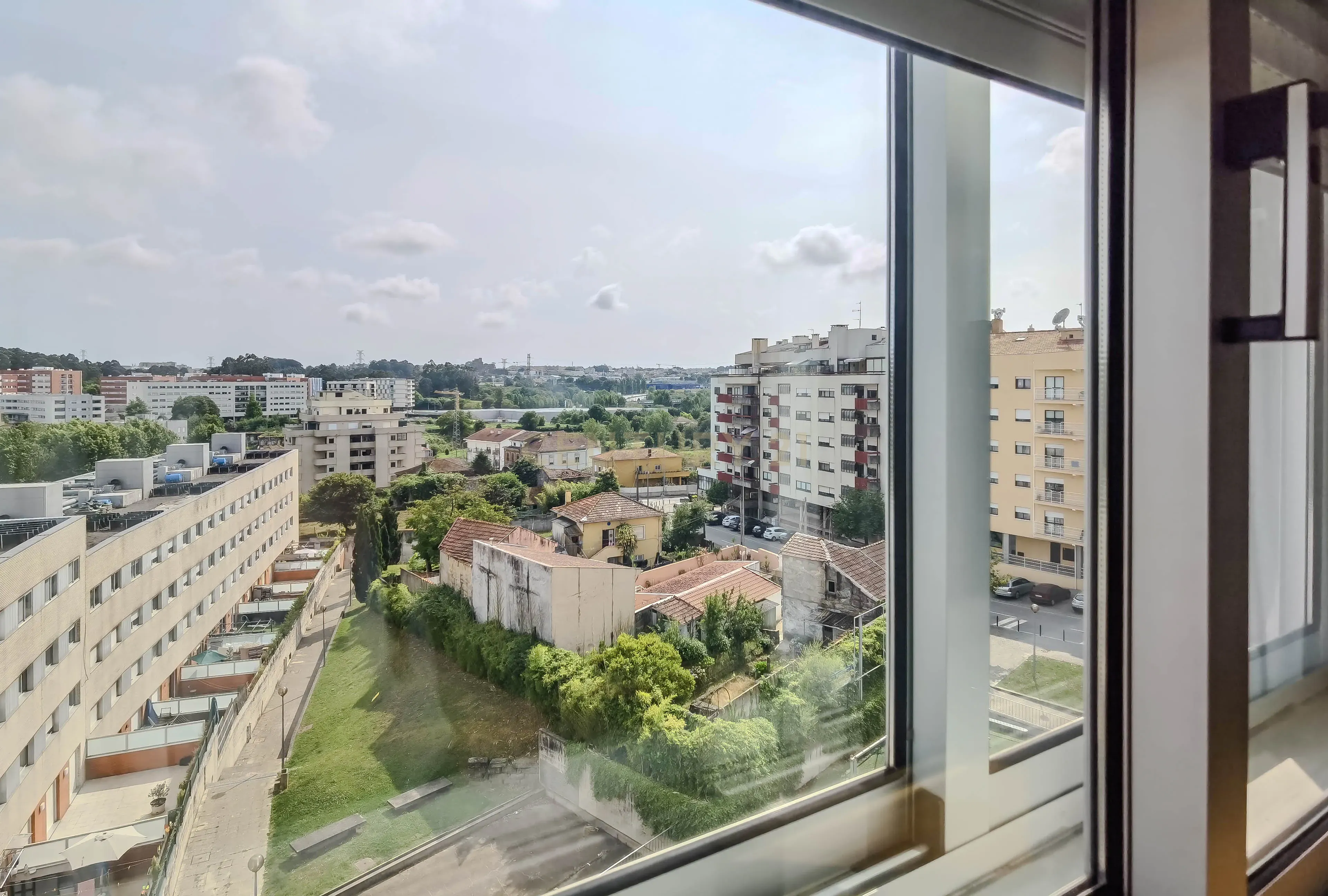 Apartamento T2, garagem, arrumos, ultimo piso – Ponte da Pedra, Matosinhos - Image 33