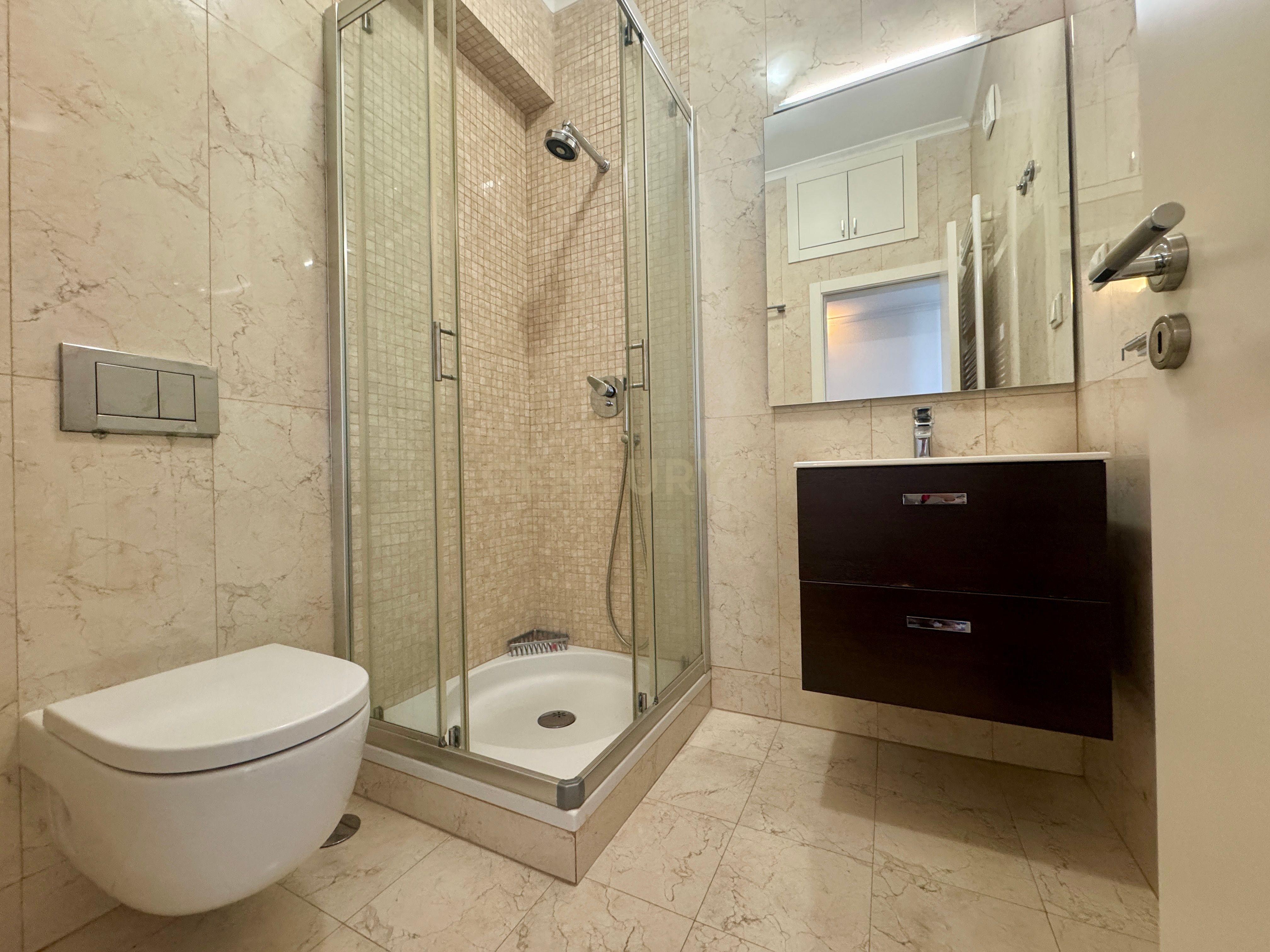 Fotografia 11 de Apartamento Renovado T2 em Santa Clara, Lisboa