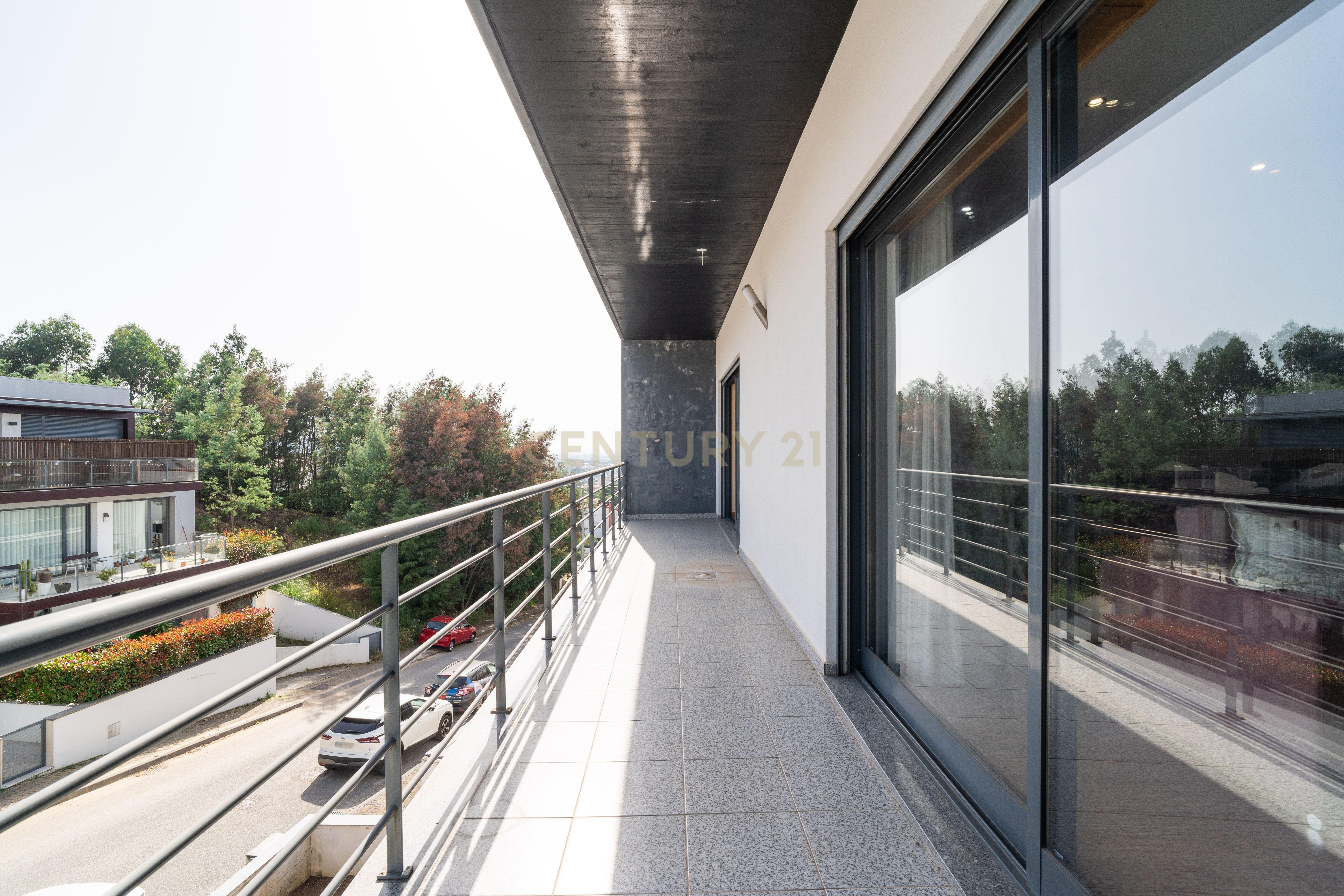 Venda | Apartamento T2 com garagem em São Martinho do Bispo, Coimbra - Image 6