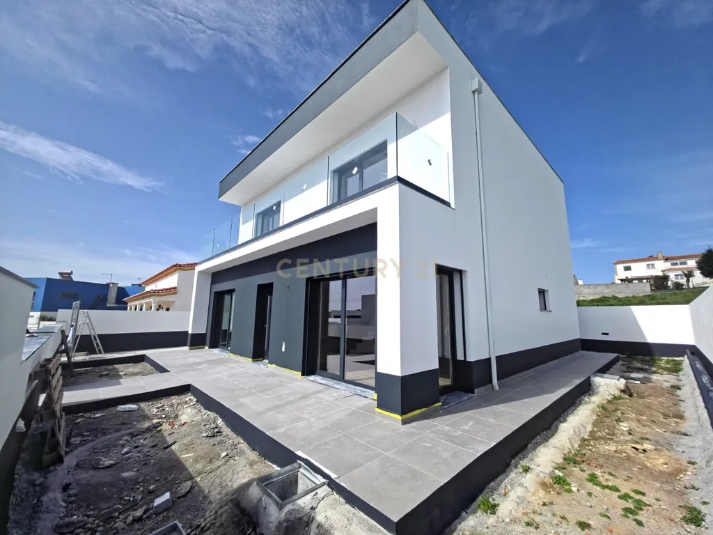 Moradia Nova T4 - Lourinhã - Image 3