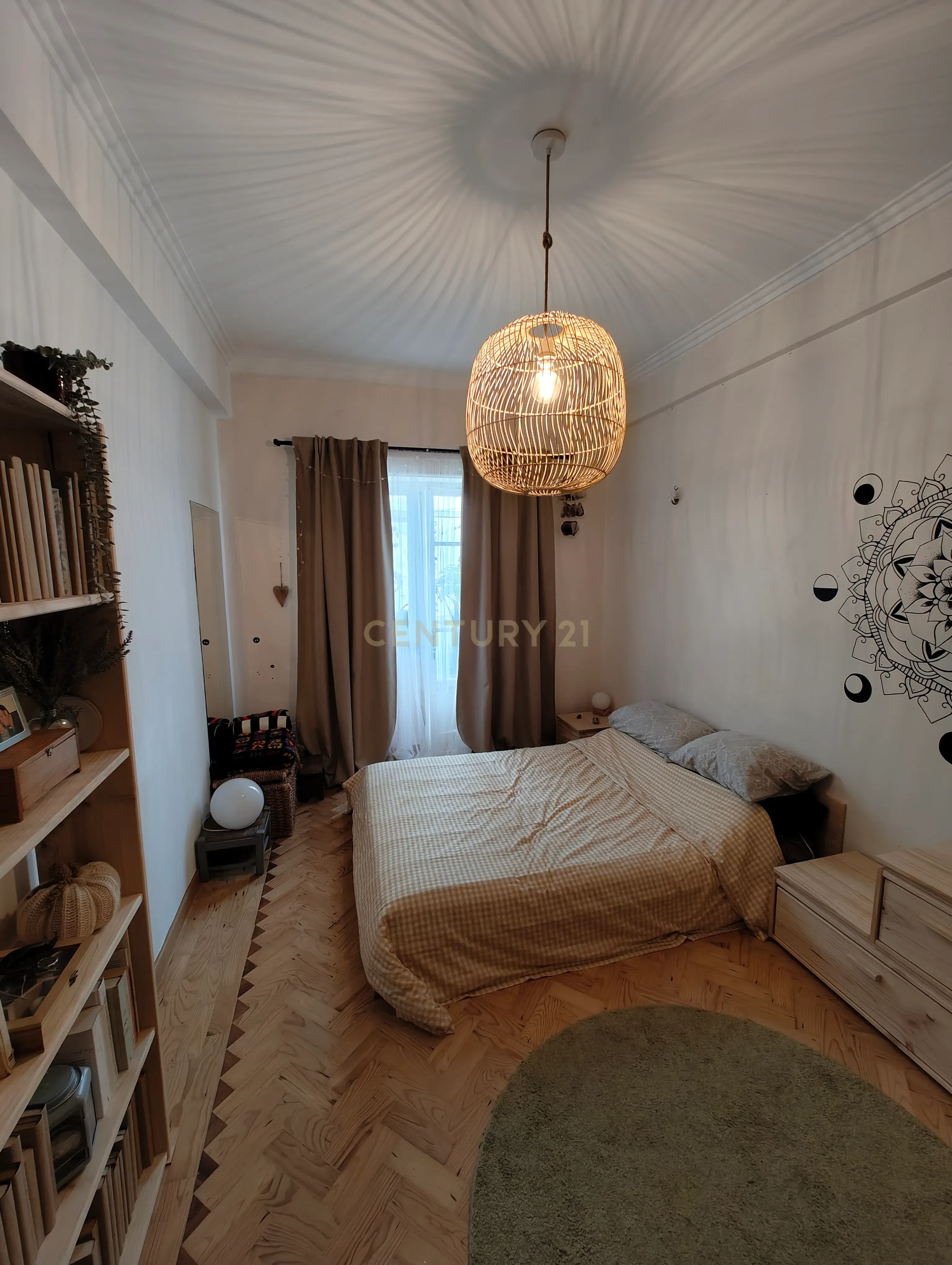 Apartamento duplex T3 + 2 em Queluz - Image 25