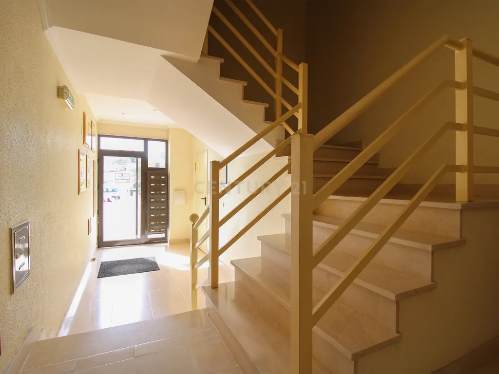Apartamento T3 centro Palmela - Image 38