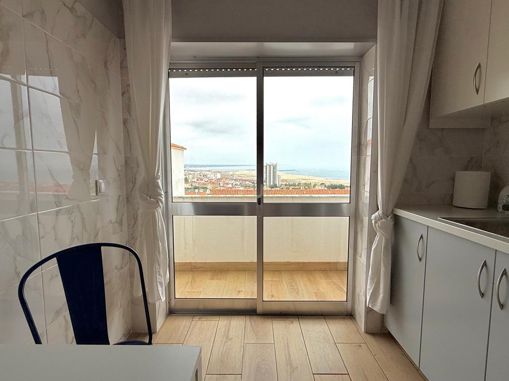 Apartamento T2 | Arrendamento | Figueira da Foz - Image 3