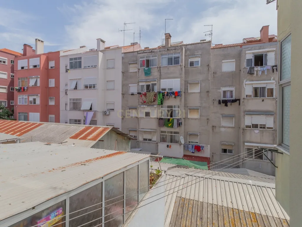 Apartamento T3 em Moscavide, Loures - Image 23