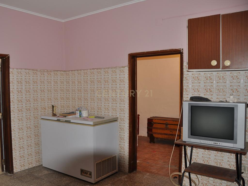 Casa em Évora com terreno a 500m da praia - Image 7
