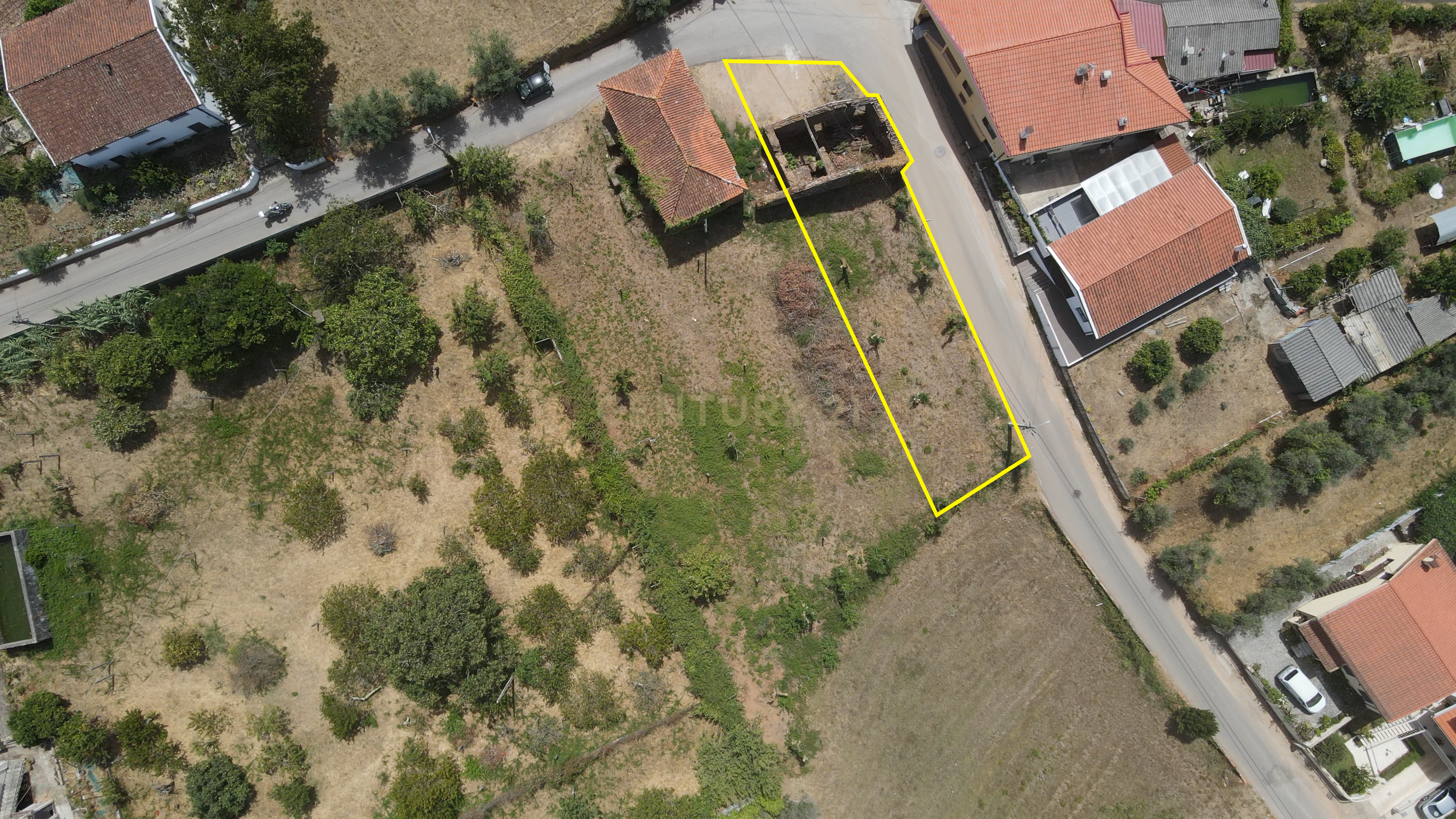 Fotografia 4 de Casa em Pedra para Recuperação | Excelente Oportunidade de Investimento