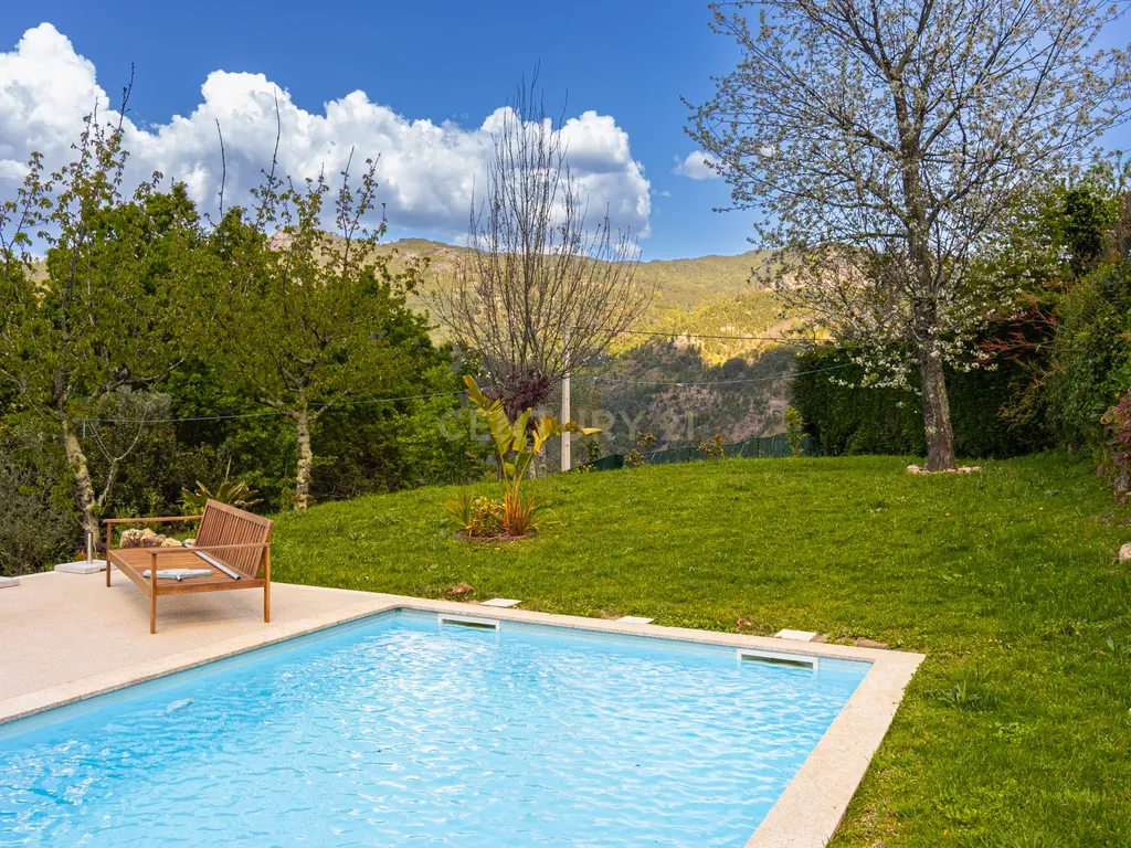 Um Refúgio no Gerês com 2 casas junto ao Rio - Image 69