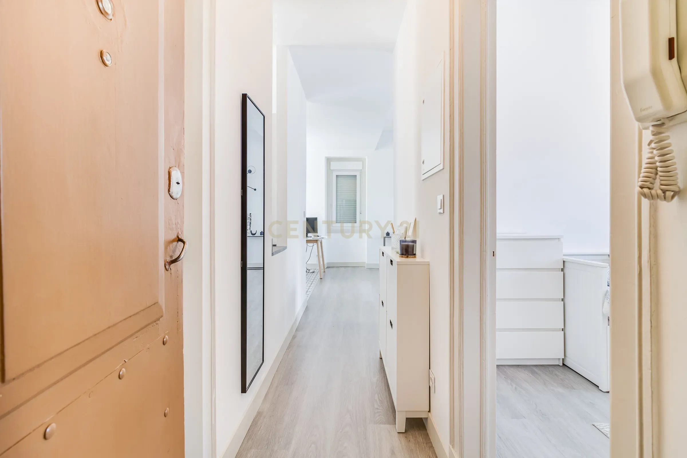 Apartamento T2 em São Vicente - Image 15