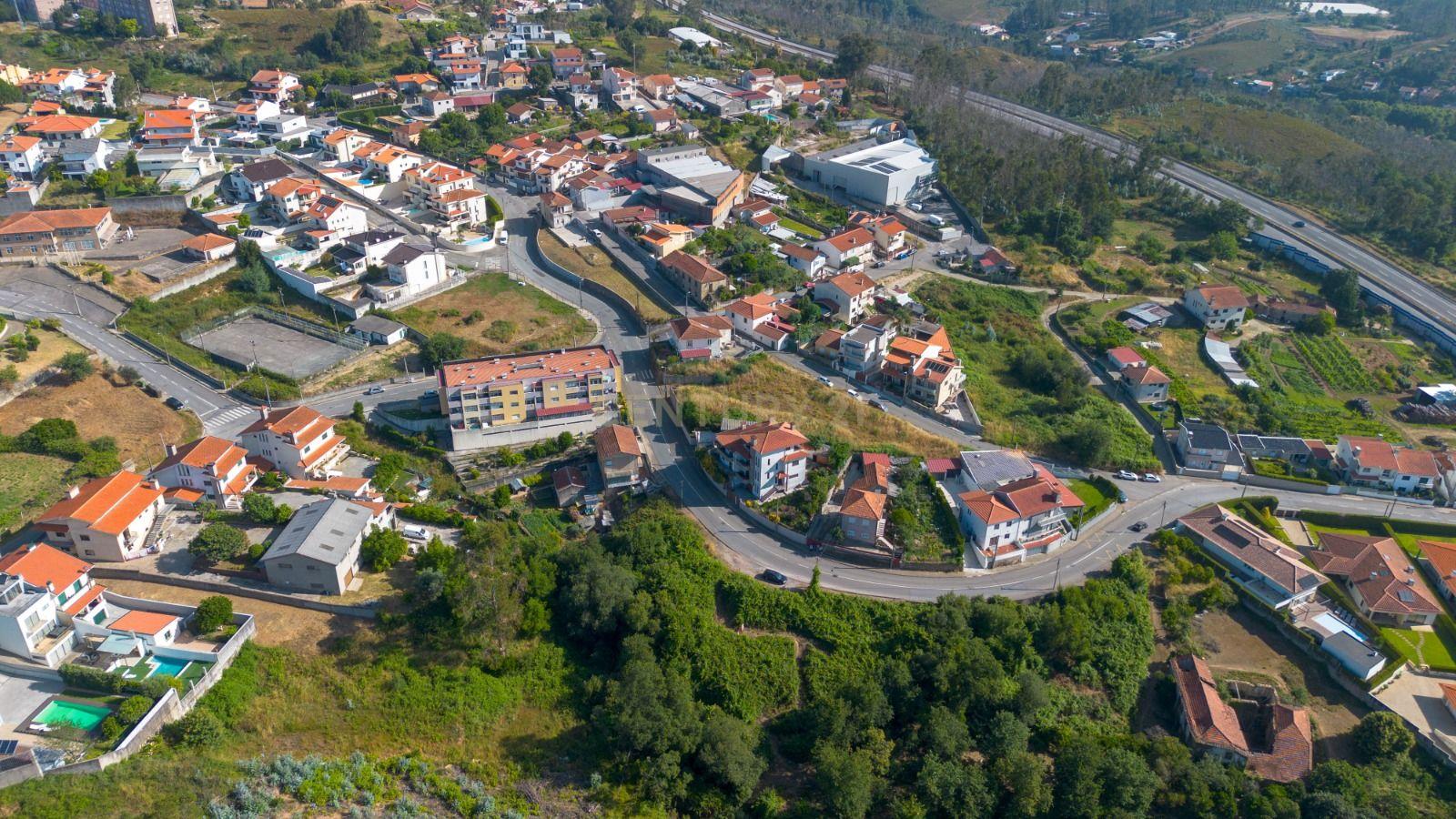 Fotografia 3 de Terreno Urbano para Construção | 1.538 m² | Jovim – Gondomar